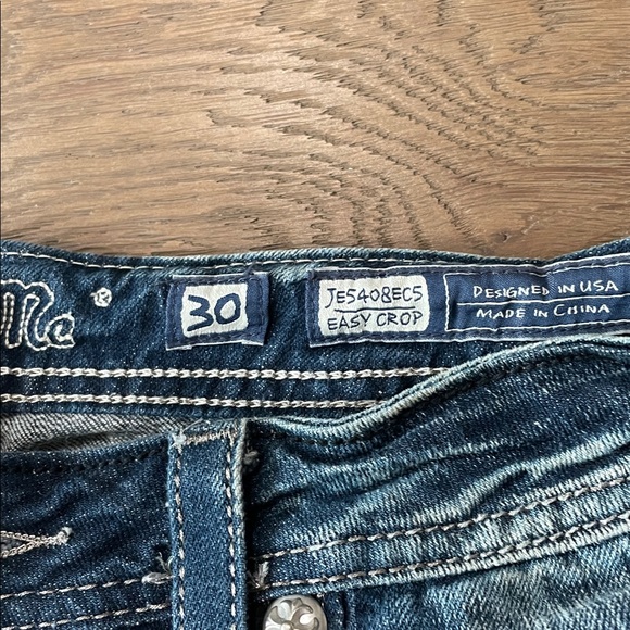Miss Me The Easy Crop Jeans Size 30 Rhinestones Bling Jeans - Picture 8 of 13